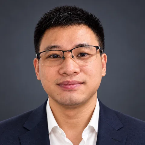 Ảnh chân dung Nguyễn Hoàn